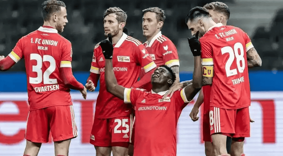 周六023 德甲：战术博弈定走势，门兴VS勒沃库森数据解析+比分预测